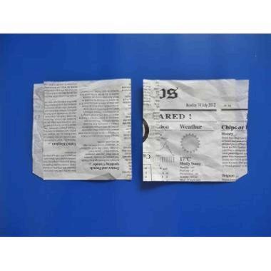 27832 Snacktüte Kraftpapier 130 mm x 130 mm weiss 2-seitig offen Zeitungsdruck – Bild 1